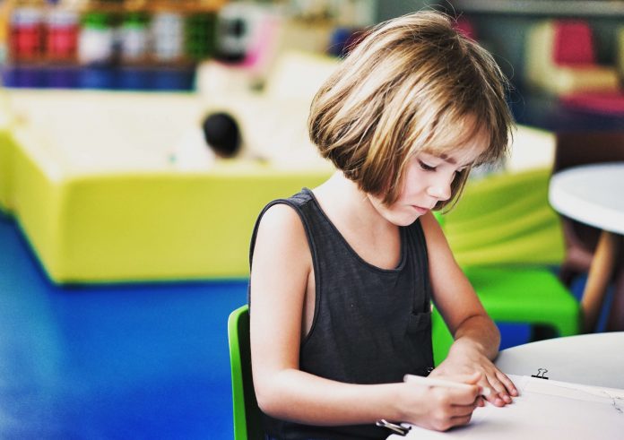 Read more about the article Kako potaknuti djecu na učenje ?